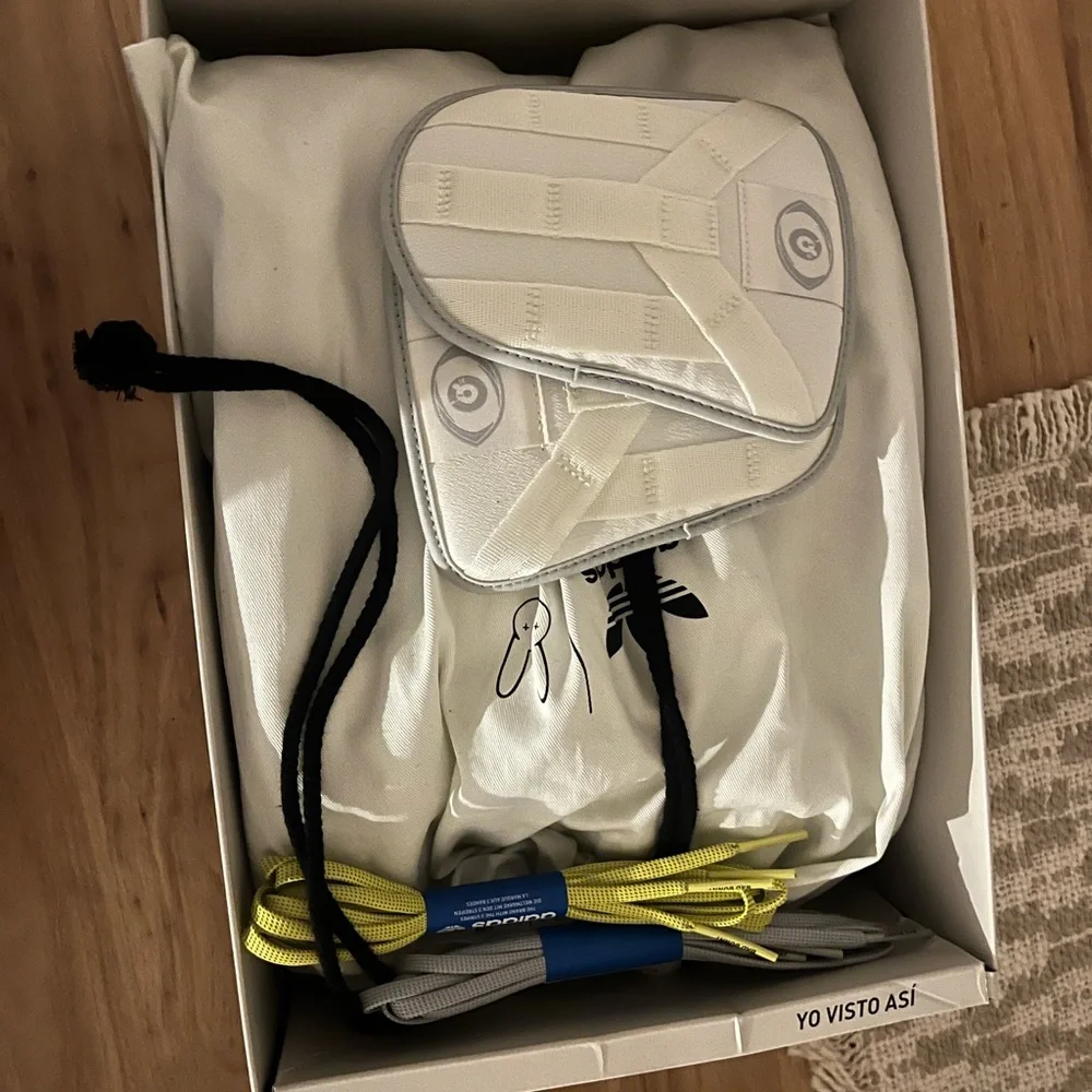 Adidas X Bad Bunny - LAST Forum Low "White" Sneakers - Picture 5 of 9
